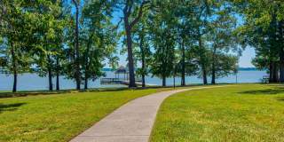 Lakeshore Villas Gallery 3