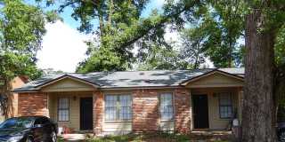 SPACIOUS 2/1 w/ Tile Floors, Big Bedrooms,  Fenced Yard! $1050/month! Available May 11th! Gallery 1