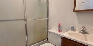 6 Bedroom House Available Next to UC Campus Gallery 15