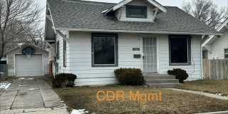 906 B Street Gallery 1