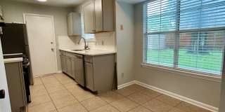Newly Remodeled 3 Bedroom, 2 bath home with bonus room in Coffee Bluff Area. Newly Remodeled 3 Bedroom, 2 bath home with bonus room in Coffee Bluff Area. Gallery 6