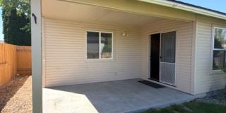 Beautiful and spacious 3 bed 2 bath home in Meridian just off Ten Mile and W Pine Ave Gallery 19