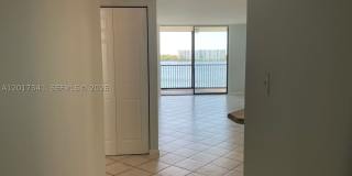 117 Lake Emerald Dr Gallery 3