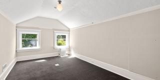 1020 15th Avenue East Gallery 59