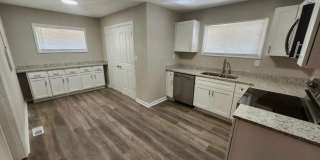 Beautiful 3 Bedroom Brick Ranch in Decatur! Gallery 3