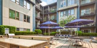 Encore 4505 at Town Center Apartments Gallery 14