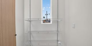 150 N Carondelet St Gallery 13