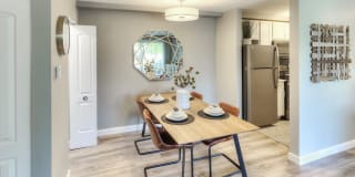 Eagle Creek Apartments Gallery 29