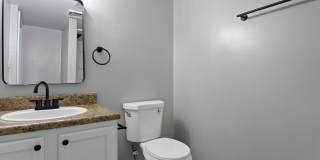 The Riverside Apartment Homes Gallery 25