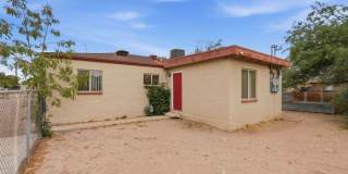 2520 East Cameron Vista 2520 East Cameron Vista Gallery 21