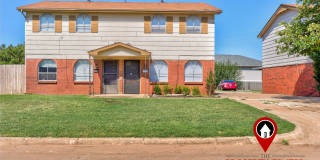 Don't Miss Out! Move-In Ready 2-Bedroom Duplex in Central Edmond Gallery 1