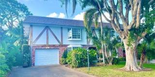 619 Kensington Place Gallery 1