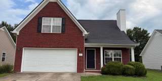 Available Immediately – Beautiful 3 Bedroom, 2.5 Bath Home with Bonus Room in Belmont! Gallery 1