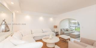 9940 Collins Ave Gallery 6