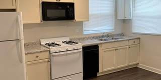 1028 E Division St Gallery 1