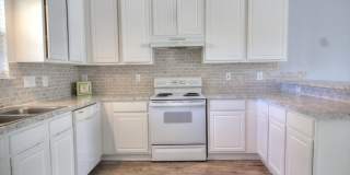 Nice 3 bedroom townhouse in SW Durham! Gallery 3