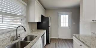 3660 Sterling Ridge Way Gallery 2