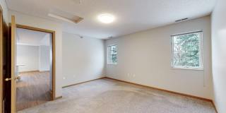 Cedar Pointe Townhomes Gallery 36