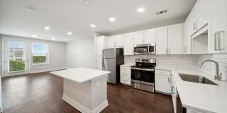 21 Fitzsimons Apartment Homes Gallery 8