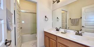 965 NE 193rd Ter Gallery 8