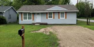 3313 Maple - House Gallery 1