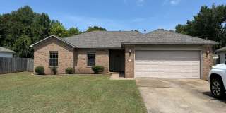 32 Thunderbird Dr., Cabot AR 72023 - Nice 3br 2ba w/fenced yard, Cabot Schools Gallery 1