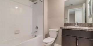 Modern 3BR/2.5BA Townhome with Pool Access & Deposit-Free Living! Gallery 18