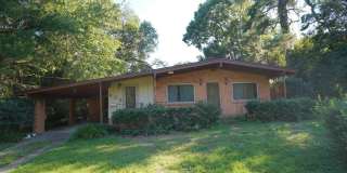 Secluded 3 BR / 2 BA home at end of cul-de-sac Secluded 3 BR / 2 BA home at end of cul-de-sac Gallery 1