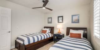 400 N Pacific St Gallery 11