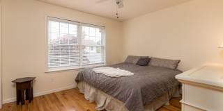 119 6th Avenue Gallery 24