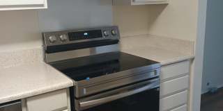 3bed 2.5 bath Silverdale Rejuvinated Townhouse Gallery 14