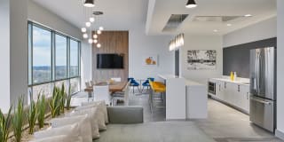 The Oxford Gallery 2