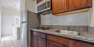 108 South Cummings Street - 1 Gallery 10