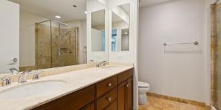 600 N Lake Shore Drive Gallery 9