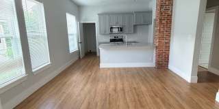 Beautiful Renovated Home Available for Lease! Gallery 1