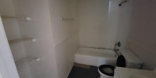 713 Cedar Street Gallery 10