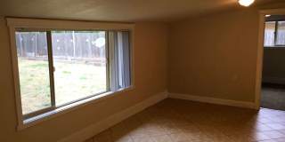 Spacious 4-Bedroom Home with Large Fenced Yard & Covered Patio Gallery 16