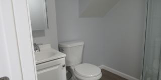 17 Woodbine Street Gallery 17