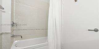 6101 Aqua Ave Gallery 16