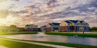 Double Creek Flats Apartments Gallery 22