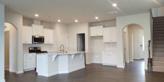 Beautiful, move in ready corner lot home located in the popular MillBridge Subdivision in Waxhaw! Gallery 4