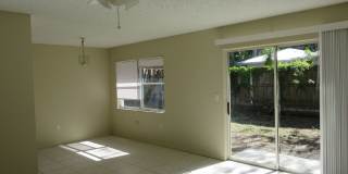 Centrally located 2/2 Gallery 15