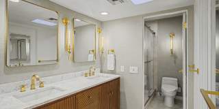 AVAILABLE NOW!! 2 Bedroom 3 Bathroom condo in Palm Springs! Gallery 15