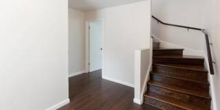 Beautiful rehabbed Mid-Century single family home Gallery 3