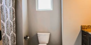 4 Bed, 3 Bath, 3 Car Garage for rent. Small Dog Allowed Gallery 33