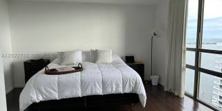 1450 Brickell Bay Dr Gallery 4