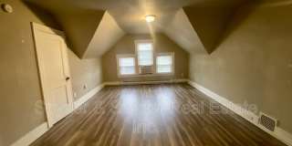 438 Crestwood Avenue Gallery 3
