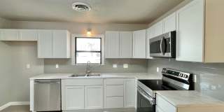 Price Drop!  Viewable Now!  Small Pets Accepted! Gallery 20