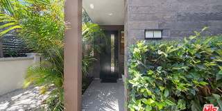 2111 North Cahuenga Boulevard Gallery 4