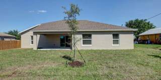 586 Southwest Laconic Avenue Gallery 20